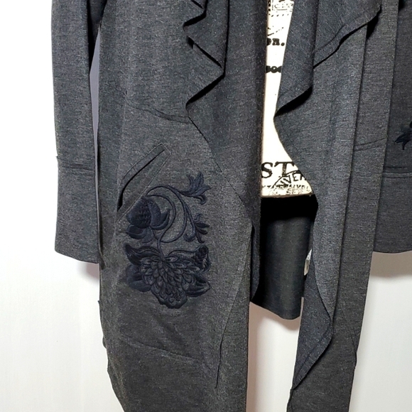Soft Surroundings Dark Gray Open Cardigan Pockets Embroidered Knit Neutral Sz.L - Picture 2 of 7